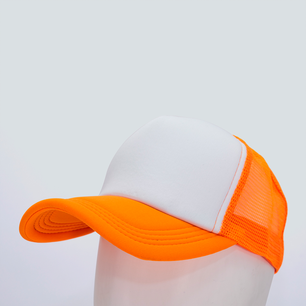 GORROS CON MALLA